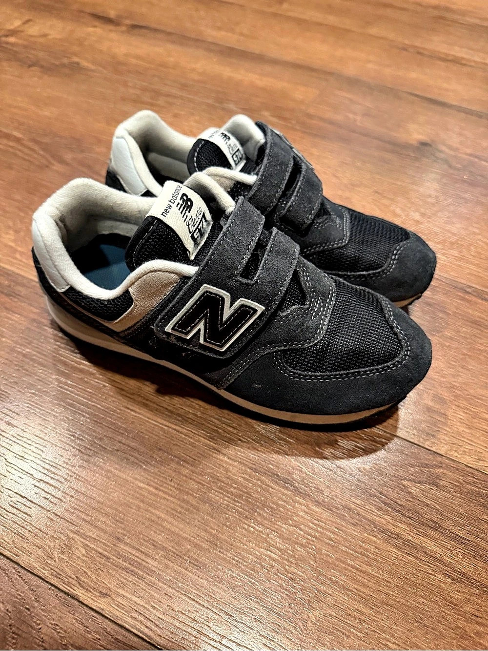 New Balance 574 Hook and Loop Sneakers Black & Gray Baby 2
